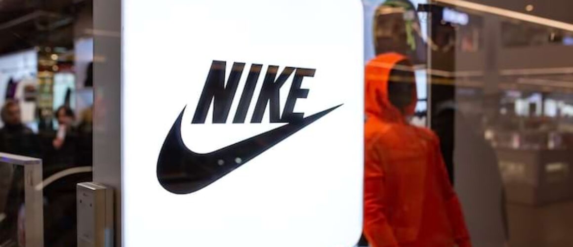 nike,-domanda-debole-nel-trimestre-e-taglio-dell’outlook
