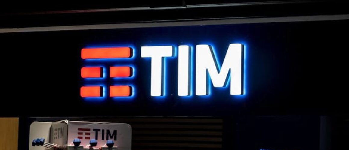 tim-promossa-da-s&p:-migliorato-il-giudizio-sul-credito