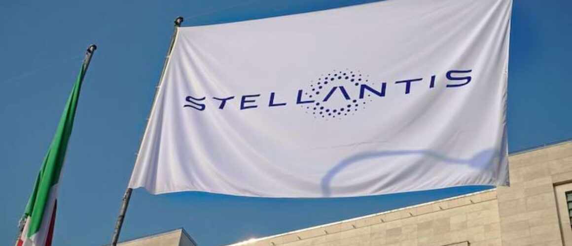 <span-itemprop="title-headline"-class="has-text-weight-semibold-is-size-6-mobile-is-size-6-desktop">stellantis,-governo-verso-golden-power-su-vendita-comau</span>-<br>-<span-class="dataarticolo"><meta-itemprop="datepublished"-content="06/08/24-08:15">-<meta-itemprop="author"-content="orafinanza.it">-<span-class="data"><time-itemprop="datemodified">06/08/24-08:15</time></span></span>-<span-class="categoria">attualita</span>