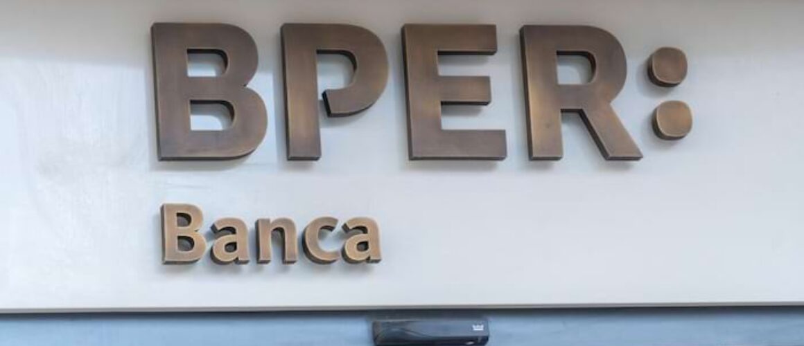 <span-itemprop="title-headline"-class="has-text-weight-semibold-is-size-6-mobile-is-size-6-desktop">trimestrale-bper-banca,-utile-inferiore-alle-attese</span>-<br>-<span-class="dataarticolo"><meta-itemprop="datepublished"-content="07/08/24-08:15">-<meta-itemprop="author"-content="orafinanza.it">-<span-class="data"><time-itemprop="datemodified">07/08/24-08:15</time></span></span>-<span-class="categoria">attualita</span>