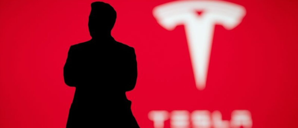 tesla,-un-robotaxi-ancora-troppo-lontano