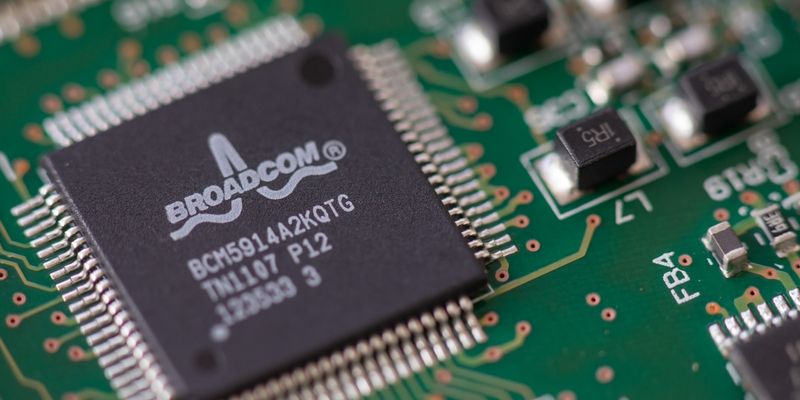 broadcom-migliora-le-sue-previsioni-sulla-spinta-dell’ai